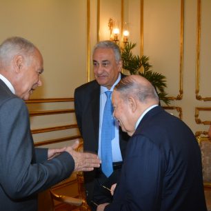 مكتب سامح عاشور المحامي (4)